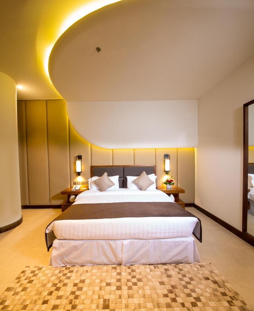 Arch 4* Manama